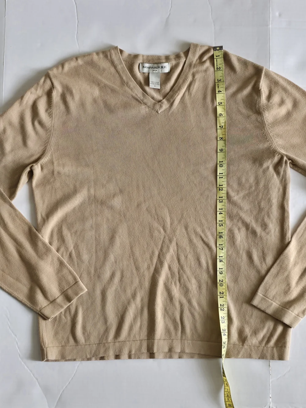 Banana Republic Beige V-neck Cotton Sweater Old Money Minimalist Preppy
